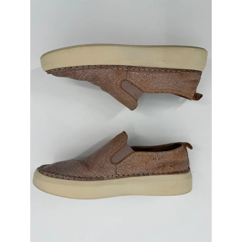 Frye Ivy Slip On Shoes Womens 6M‎ Tan Distressed Leather Sneakers